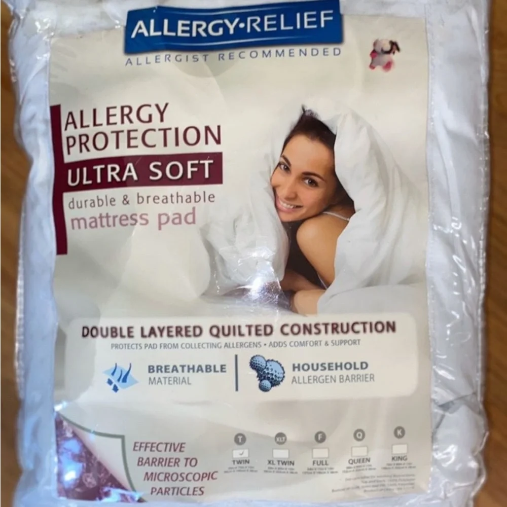 Allergy relief mattress protector